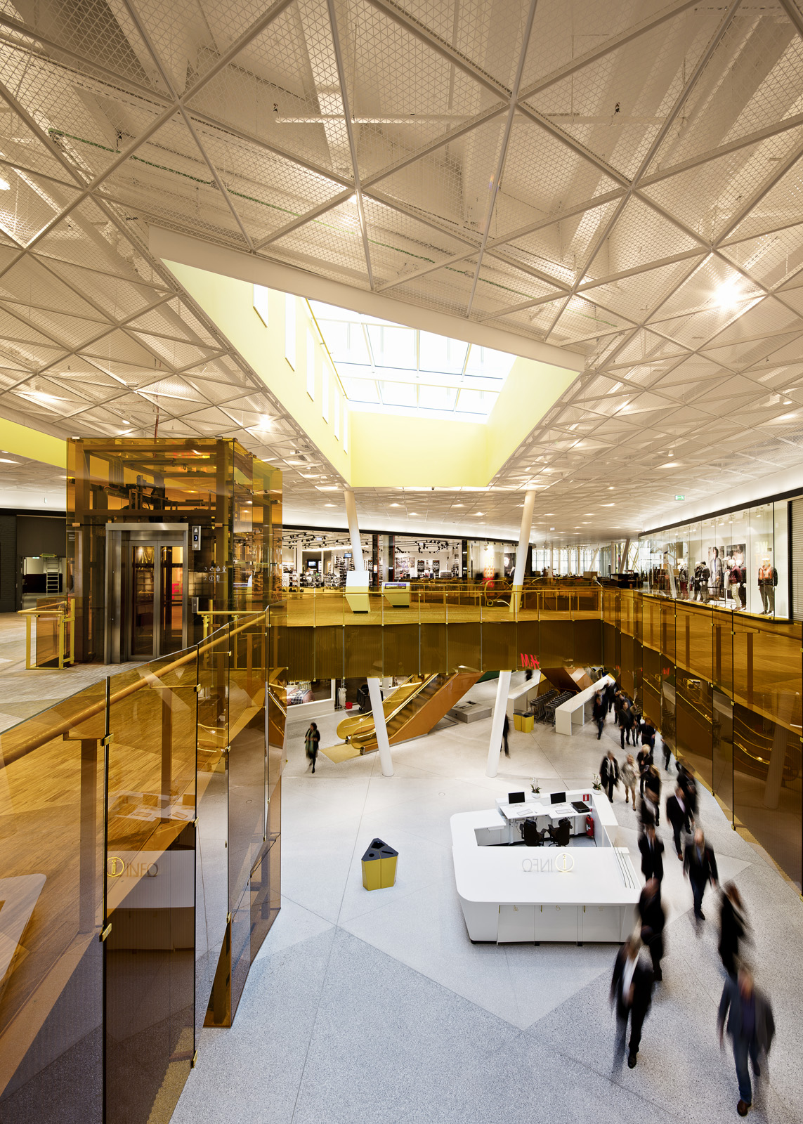 〈エンポリア(Emporia)〉Wingårdhs